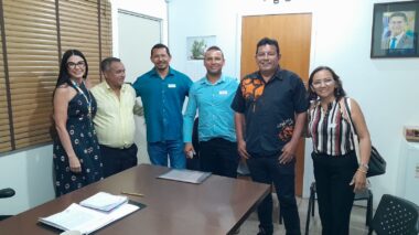 Peixoto articula reunião de ribeirinhos com a Semsa