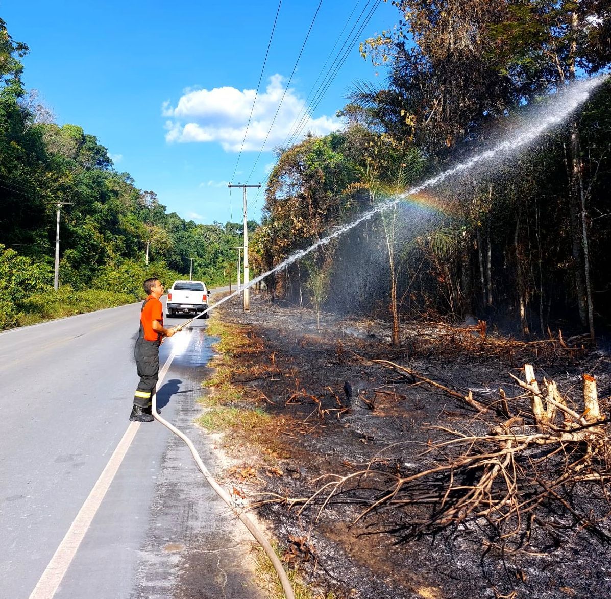 No momento, você está visualizando Corpo de Bombeiros combate 23 incêndios em áreas de vegetação na capital, nas últimas 48 horas