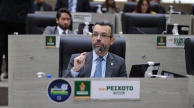 Peixoto propõe lei que exige quitação trabalhista a empresas que prestam serviço ao município