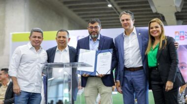 Com ministro da Educação, Wilson Lima lança ‘Amazonas + Alfabetizado’ e avança em ações para reforçar qualidade do ensino