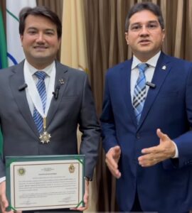 Leia mais sobre o artigo Jender Lobato, presidente do Boi Caprichoso, recebe da Câmara Municipal de Manaus – a Medalha de Ouro ‘Cidade de Manaus’