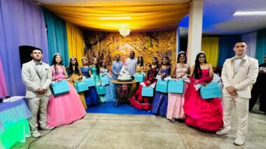 Projeto do Vereador Ivo Neto que realiza festa de 15 Anos para adolescentes ganha sua 2ª edição