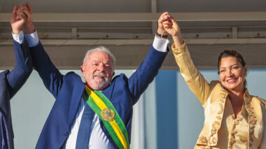 Janja irá ao RS no lugar de Lula acompanhada por ministros