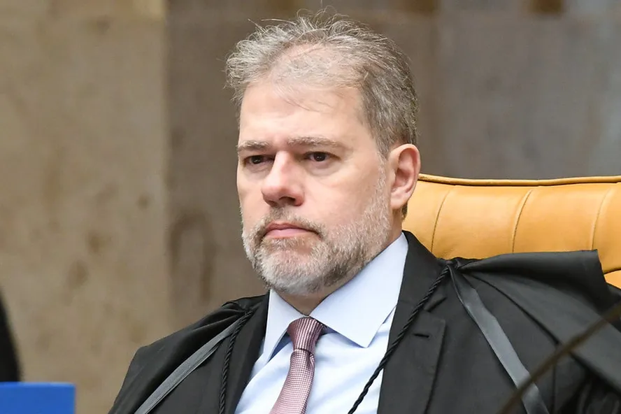 Você está visualizando atualmente Ministro Dias Toffoli anula todas as provas do acordo de leniência da Odebrecht e diz que prisão de Lula foi fruto de ‘armação’