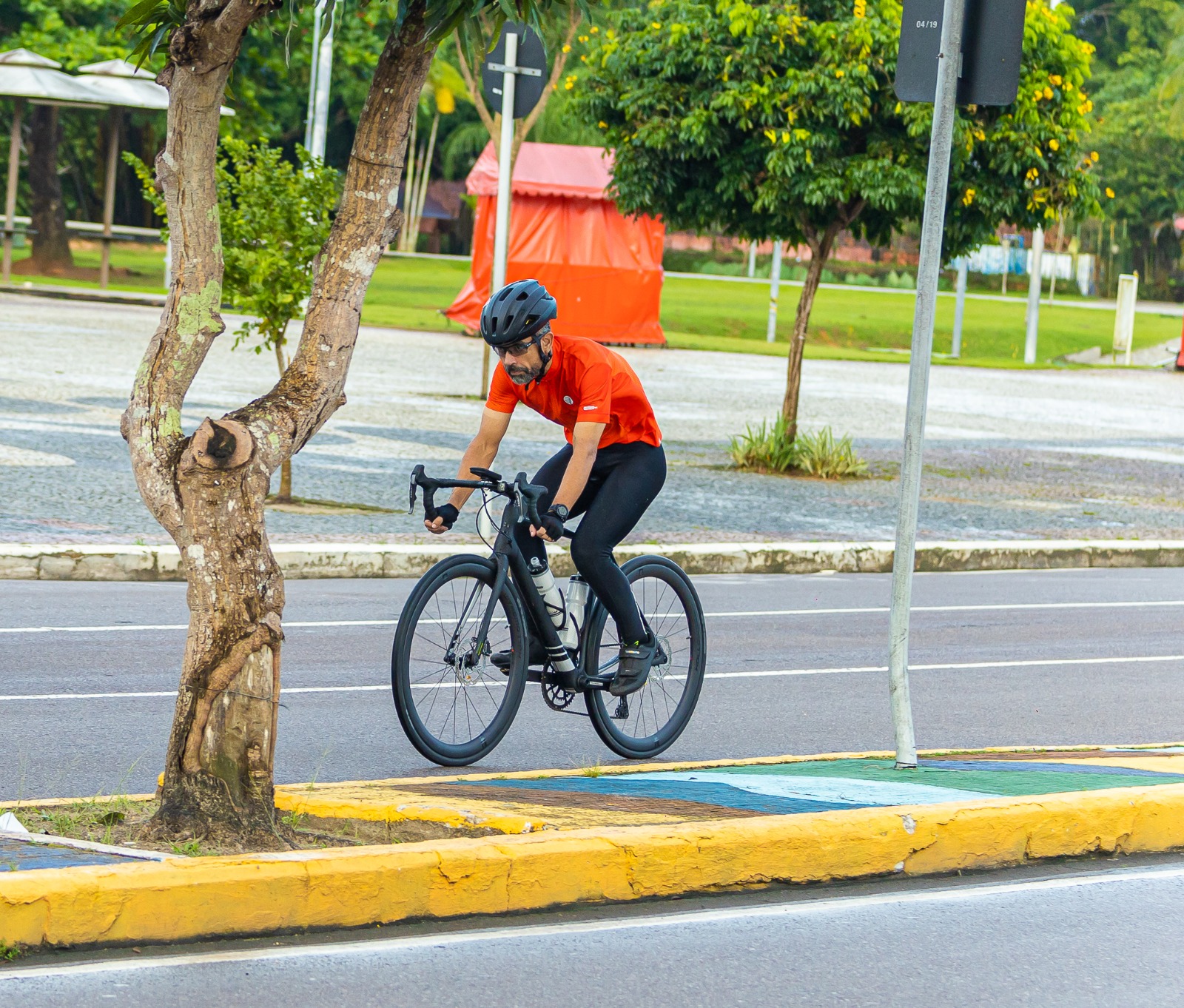 Você está visualizando atualmente No Dia Mundial sem Carro, Peixoto destaca importância de alternativas para a mobilidade urbana