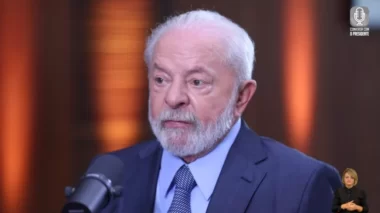 “Os militares se apoderaram do 7 de Setembro”, afirma Lula