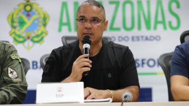 Governo do Amazonas mobiliza órgãos estaduais para o transporte de vítimas de acidente aéreo em Barcelos