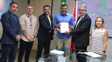 Wilson Lima recebe convite da CBF para Amazonas ser subsede da Copa do Mundo Feminina de 2027