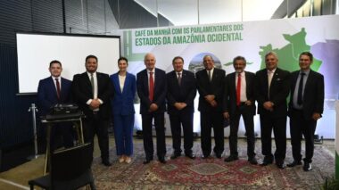 Em encontro com parlamentares da Amazônia, Governo do Amazonas fortalece parceria para fortalecer ZFM