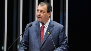 Omar Aziz vai ser homenageado com o título de cidadãoamazonense nesta segunda