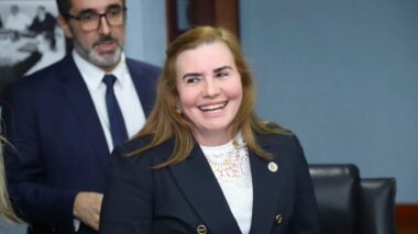 Conselheira Yara Lins dos Santos é eleita a Presidente do TCE-AM para o Biênio 2024-2025