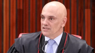 Moraes diz que foi transformado em vilão: Comunismo dá ibope