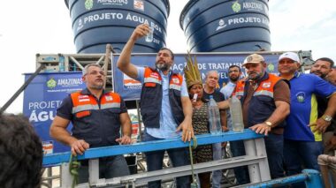 Governo do Amazonas envia mais de 500 toneladas de alimentos para comunidades isoladas pela estiagem