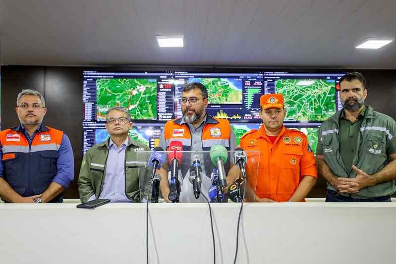 No momento, você está visualizando Wilson Lima destaca rigor do estado no combate às queimadas e reforço em ações para minimizar impacto da estiagem