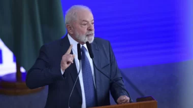 “Chocado com os ataques terroristas”, diz Lula sobre guerra em Israel