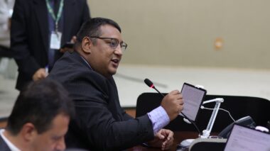 Ivo Neto defende PL que veda acesso de crianças e adolescentes a conteúdos pornográficos em estabelecimentos comerciais