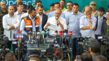 Governo Federal anuncia benefícios para cidades afetadas pela estiagem e auxílio para desabrigados em Beruri