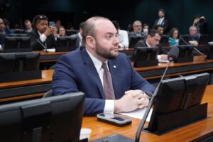 Leia mais sobre o artigo Definida nova data de Lançamento da Frente Parlamentar em Defesa da BR-319: 18 de Outubro