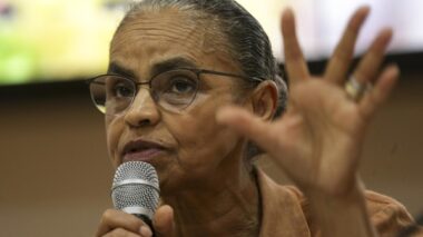 Reunião sobre seca no AM escancara críticas de parlamentares a Marina Silva