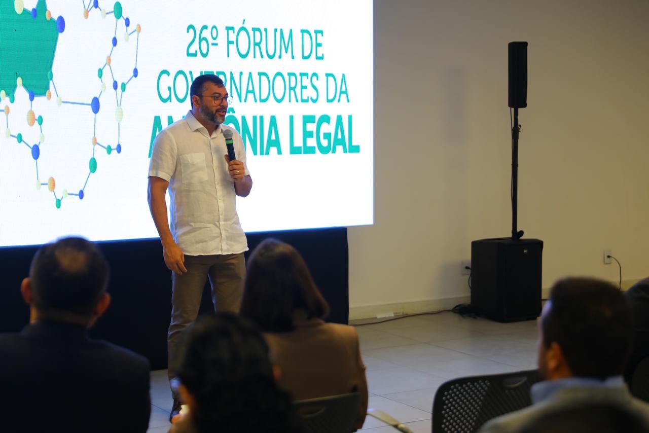 Você está visualizando atualmente “É o momento para discutirmos o desenvolvimento econômico”, diz Wilson Lima durante 26º Fórum dos Governadores da Amazônia Legal