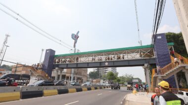 Governo do Amazonas e Prefeitura de Manaus inauguram a passarela da Avenida Ephigênio Sales