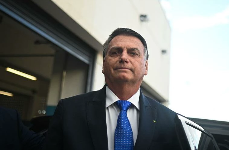 You are currently viewing Jair Bolsonaro ganha no bolão da Mega-Sena junto de colegas do PL