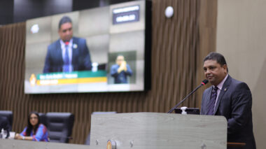 Caio André apresenta requerimento convocando titular da Semef para esclarecer bloqueio de contas da CMM