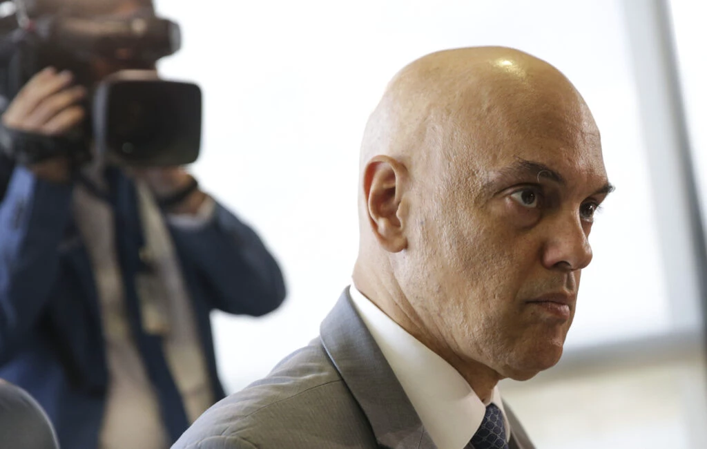 No momento, você está visualizando Moraes diz que PEC do Senado “esconde intimidações e ataques”