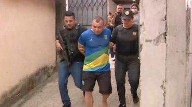 Técnico de seleção do AM é preso por suspeita de abuso sexual de jogadores