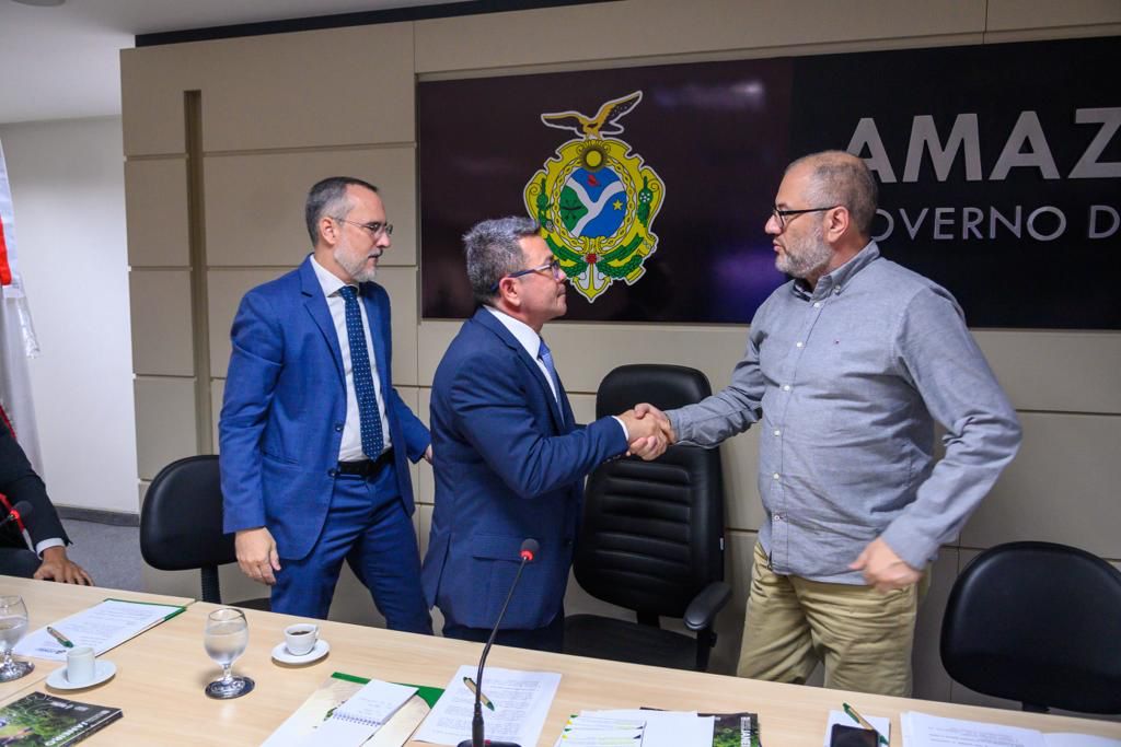 No momento, você está visualizando Em encontro nacional de gestores, governador em exercício Tadeu de Souza destaca avanços do sistema prisional no Amazonas