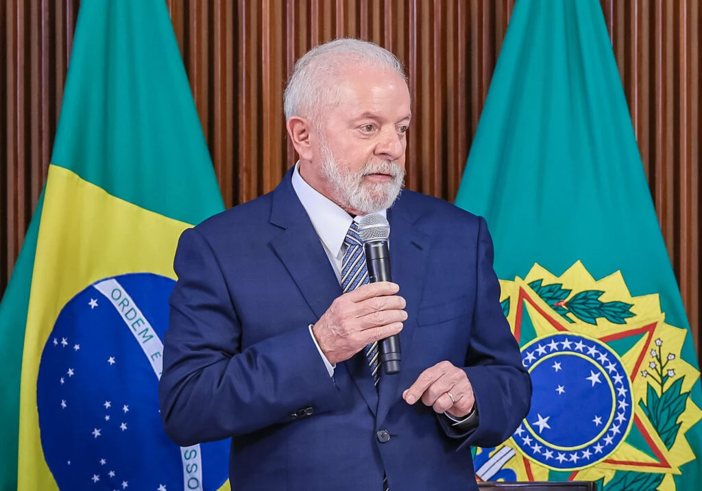 No momento, você está visualizando Lula diz esperar que Dino “seja um comunista do bem” no STF