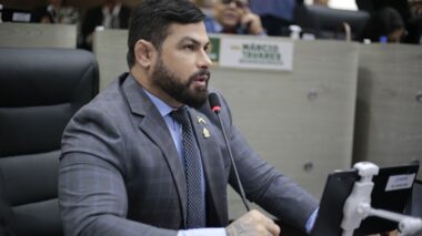 TCE-AM acata denúncia de Capitão Carpê e suspende licitação da Manausmed