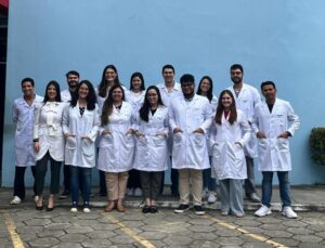 Leia mais sobre o artigo Saúde do Amazonas capacita e forma 16 médicos especialistas em diferentes áreas