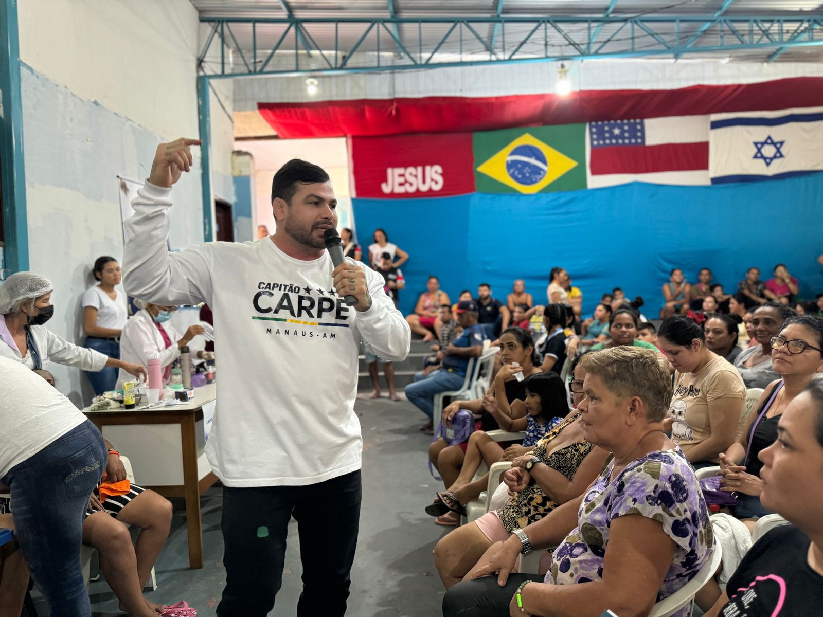 Você está visualizando atualmente Capitão Carpê promove ação social para mais de 100 pessoas no bairro da Compensa