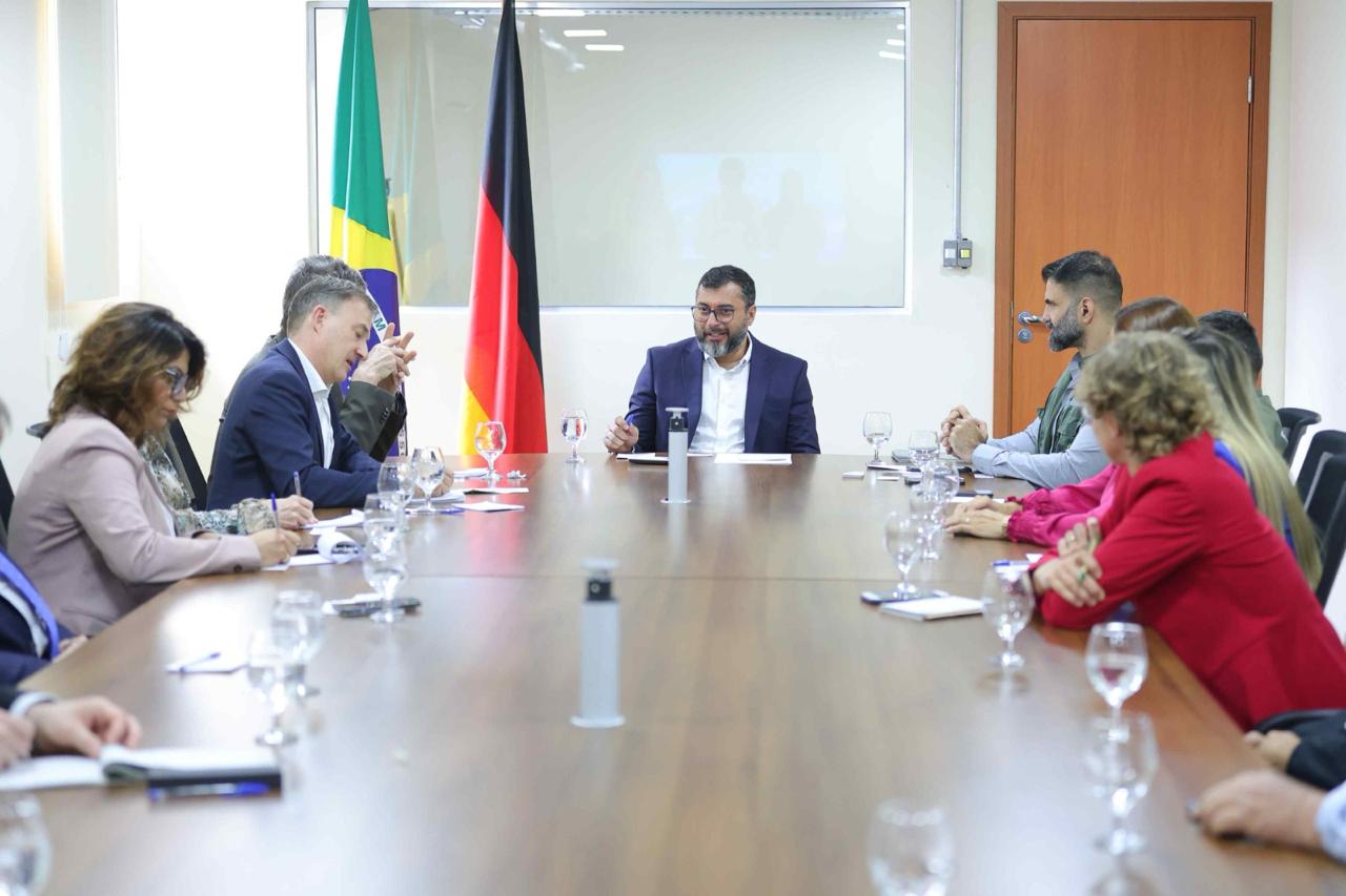 No momento, você está visualizando Em reunião com parlamentares alemães, Wilson Lima destaca importância do apoio de países mais ricos para preservação da Amazônia