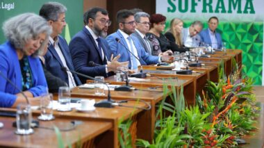 Em seminário sobre bioeconomia, Wilson Lima destaca uso sustentável de recursos naturais para gerar emprego e renda