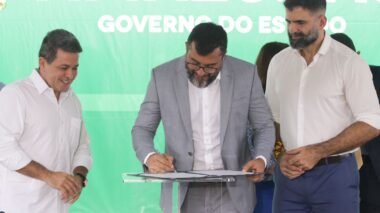 Wilson Lima anuncia aprovação de propostas para geração de R$ 3,3 bilhões em novos créditos de carbono no estado
