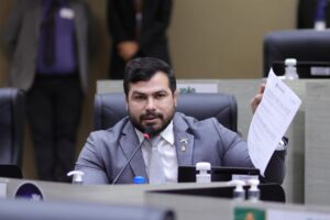 Leia mais sobre o artigo Capitão Carpê denuncia ao Ministério Público pagamento em dinheiro vivo da Secretaria Municipal de Comunicação