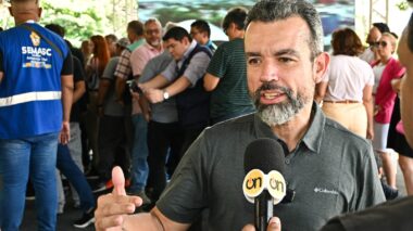Peixoto participa da assinatura da ordem de serviço de novo viaduto em Manaus
