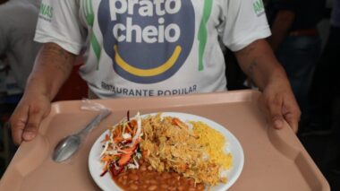 Prato Cheio: Governo do Amazonas serviu mais de 4 milhões de refeições em 2023 e programa é referência nacional no combate à fome