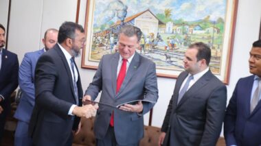 No Ministério da Agricultura e Pecuária, Wilson Lima recebe sinalização de que Amazonas está próximo de se tornar estado livre de febre aftosa sem vacinação