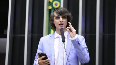 Projeto de Amom quer tornar obrigatória a identificação do autismo na carteira de identidade