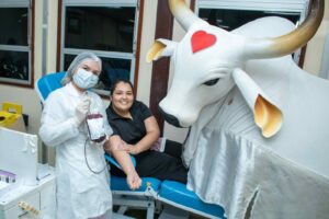 Leia mais sobre o artigo Garantido faz apresentação cultural e visita pacientes do Hemoam