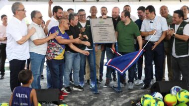 Governo do Amazonas entrega novo complexo esportivo na zona sul de Manaus e anuncia patrocínios a atletas e paratletas