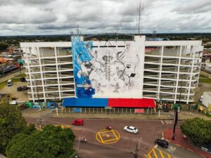 Leia mais sobre o artigo Festival de Parintins 2024: Novo Mural do Bumbódromo já está em fase final de produção