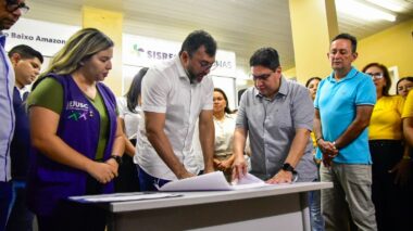 Em Parintins, Wilson Lima assina termo para reforma do PAC e anuncia núcleo do Pelci com mais de mil vagas