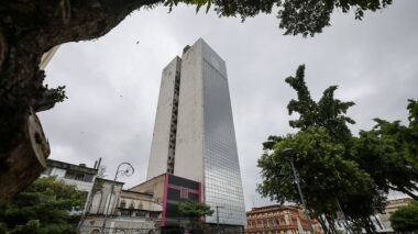 Prédio da Antiga Receita Federal se tornará unidade habitacional e cria expectativa para movimentar comércio na região central