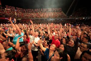 Leia mais sobre o artigo Festa dos Visitantes 2024 terá Belo e Thiaguinho em Parintins e troca de ingresso por alimentos