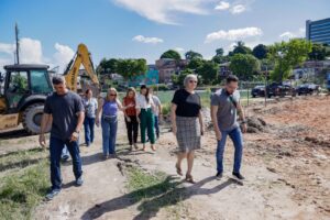 Leia mais sobre o artigo Governo do Amazonas recebe visita de representantes do ministério na obra da Casa da Mulher Brasileira