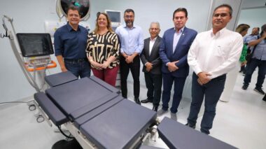 Governador Wilson Lima reinaugura Centro Cirúrgico da Fundação Hospitalar Alfredo da Matta